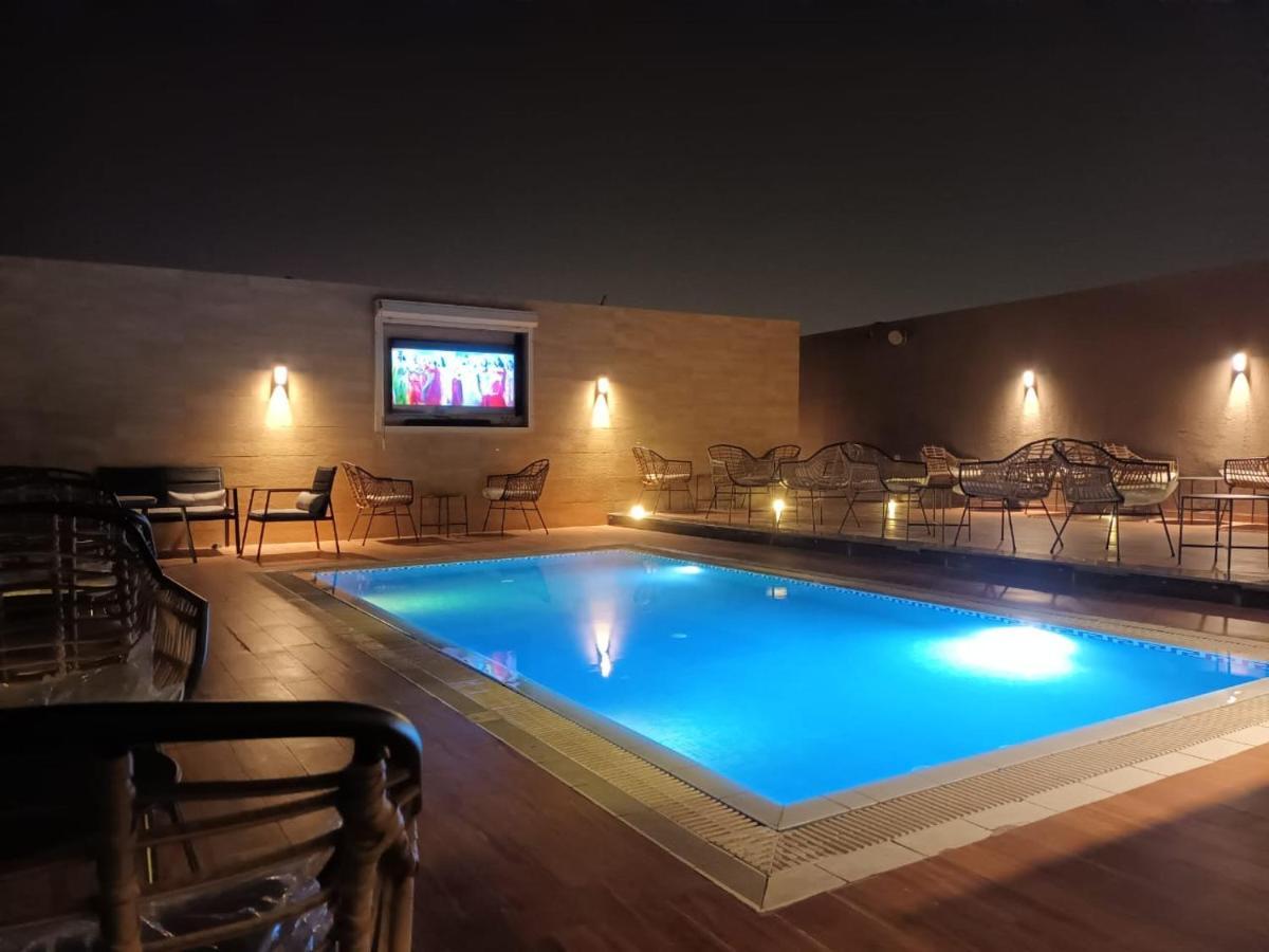 Naviti Warwick Dammam Hotel Exterior photo
