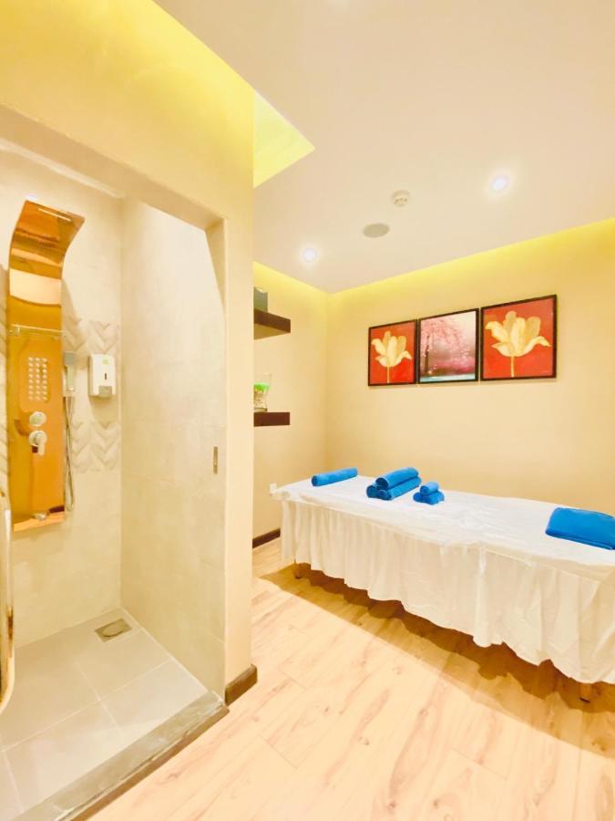 Naviti Warwick Dammam Hotel Exterior photo